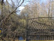 Быльём былое поросло.